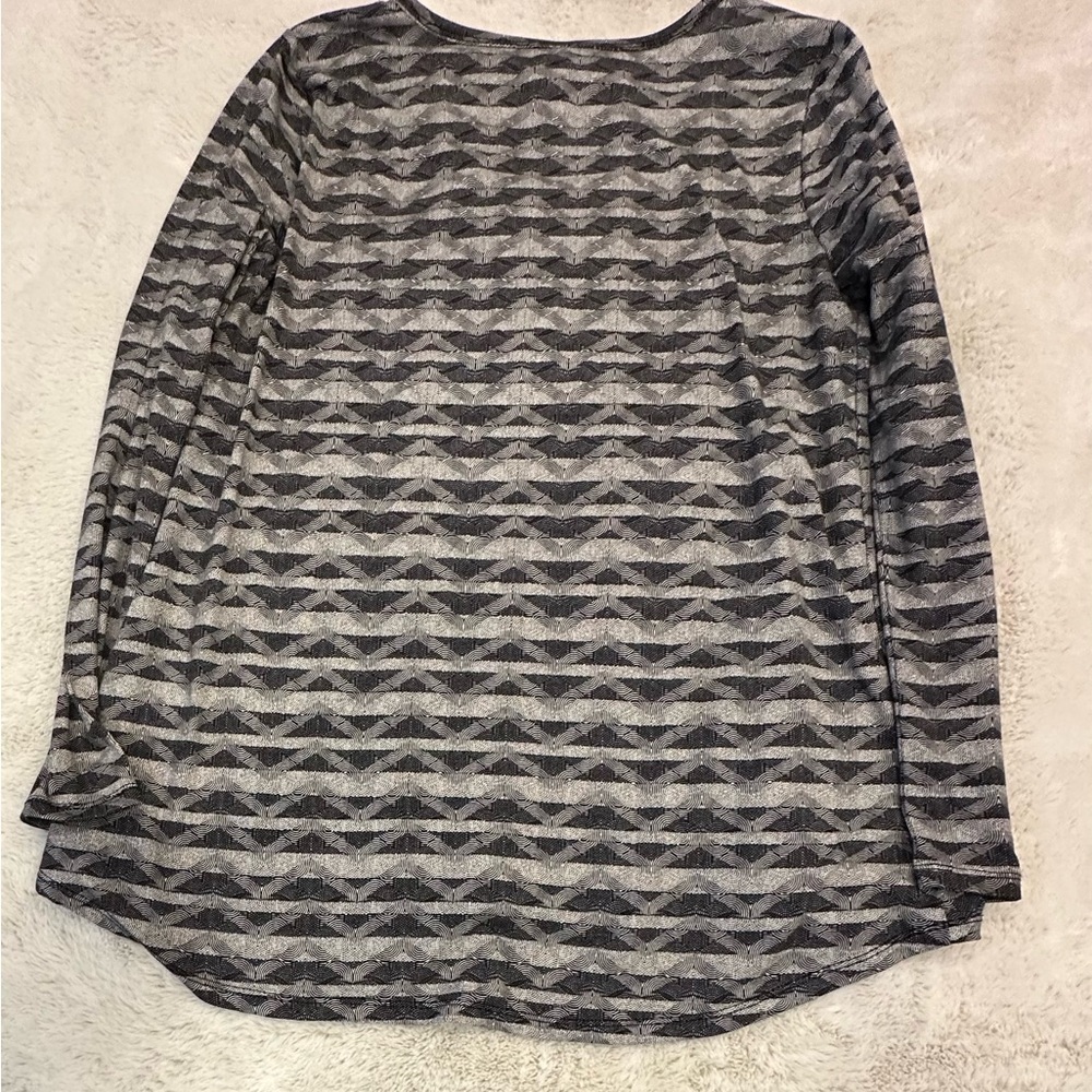 LuLaRoe Long Sleeve Top L - Picture 2 of 5